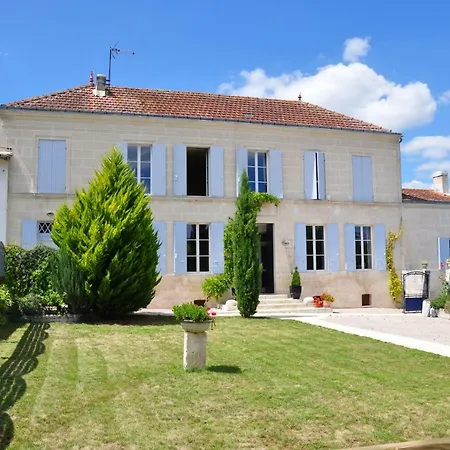 Maison Schuler Maison d'hôtes Berneuil (Charente)
